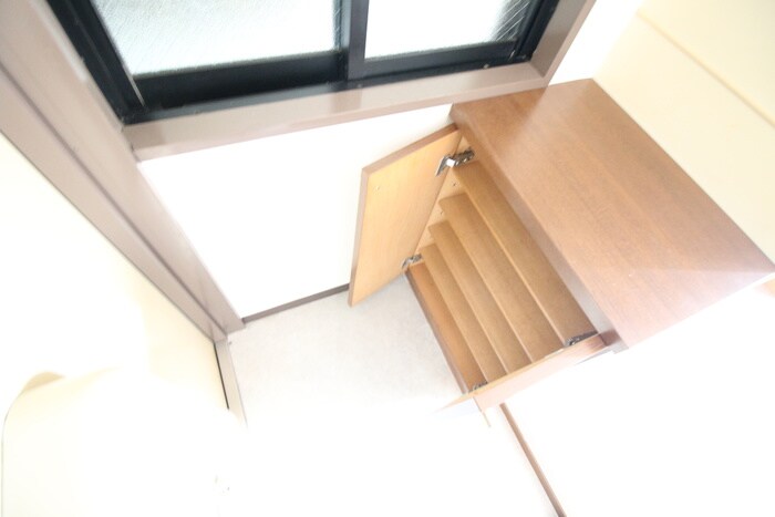 物件内観写真14　(靴箱)