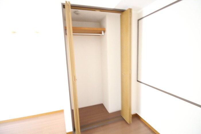物件内観写真15　(収納)