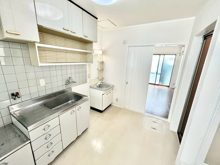 物件内観写真18　(廊下)