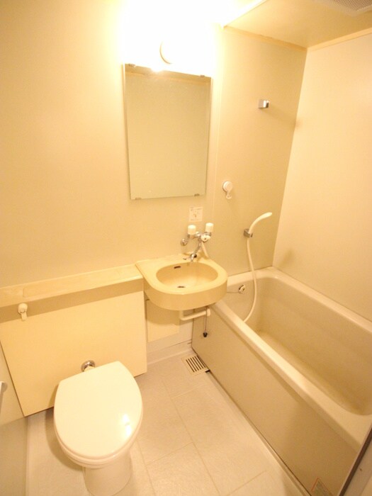 物件内観写真10　(バス／シャワールーム等)