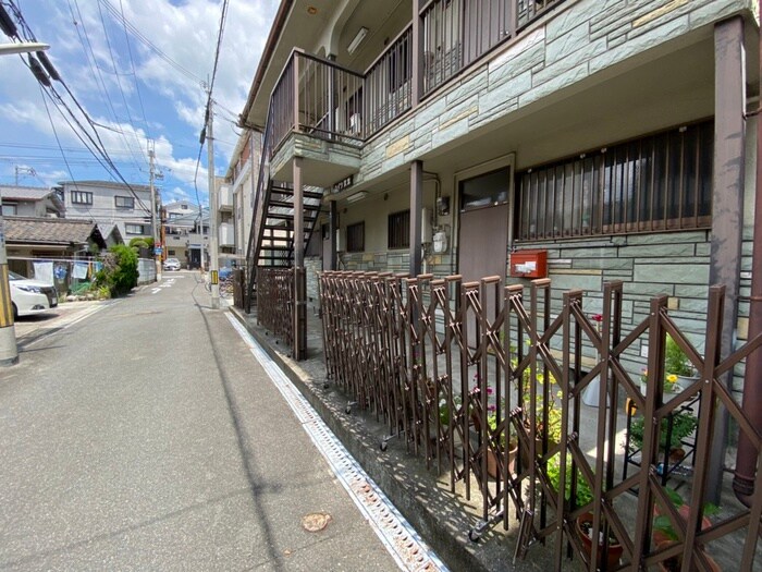 物件外観写真4　(建物設備)