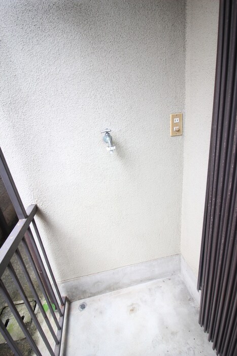 物件内観写真22　(洗濯機置場)