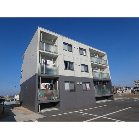 クローバー外観写真