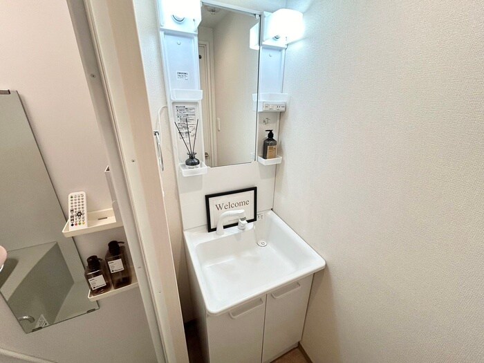 物件内観写真11　(洗面)