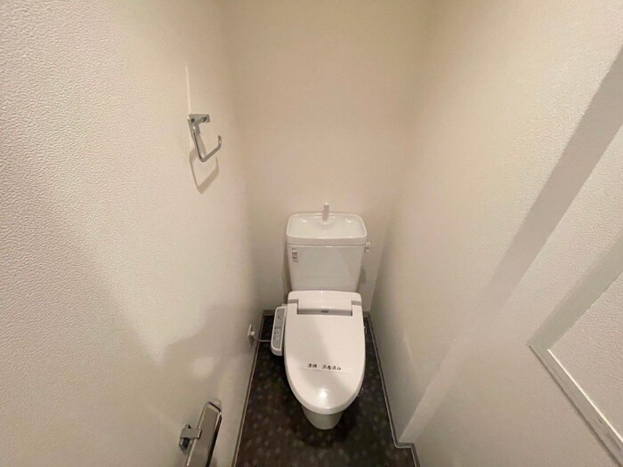 物件内観写真13　(トイレ)