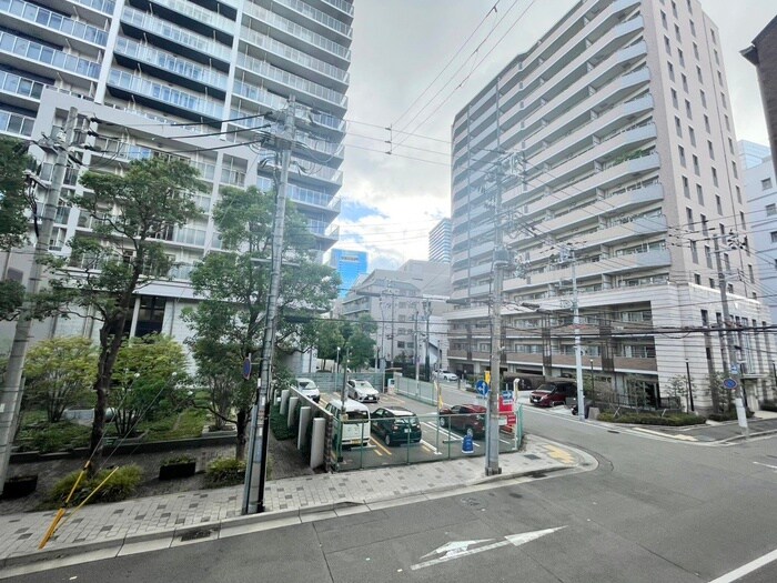 物件内観写真16　(室内からの展望)