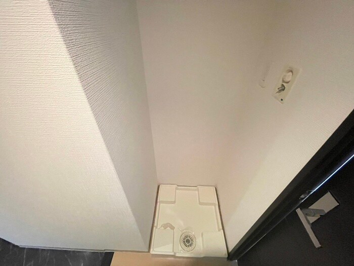 物件内観写真20　(洗濯機置場)