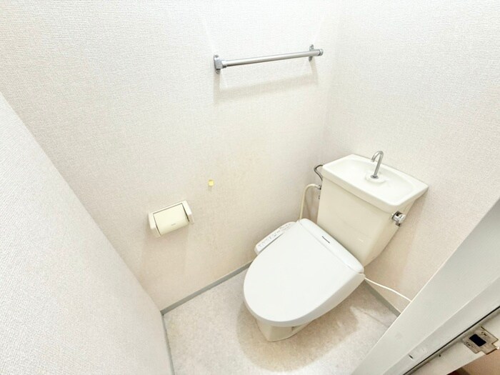 物件内観写真15　(トイレ)