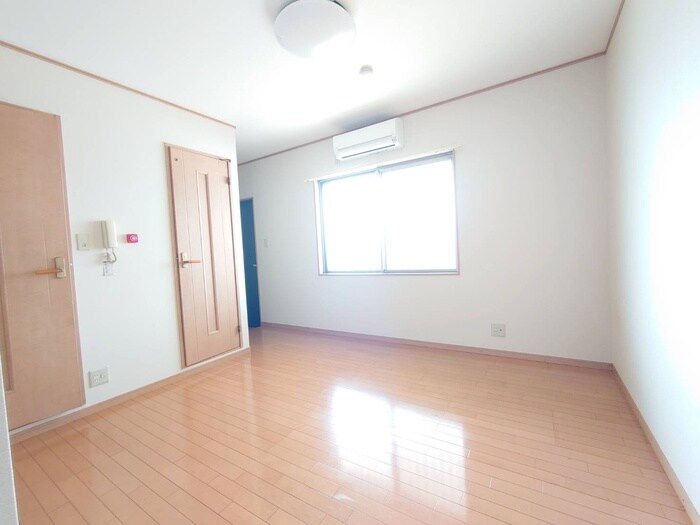 物件内観写真18　(居室)