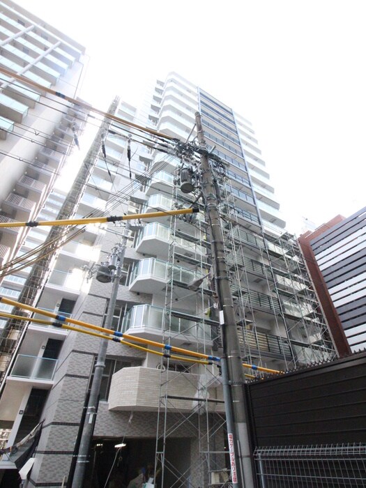 物件外観写真1　(建築中)