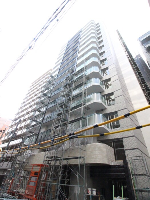 物件外観写真2　(建築中)