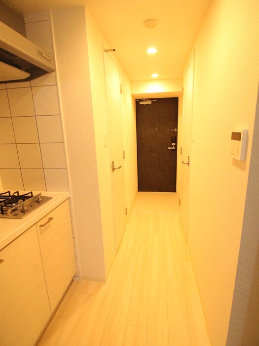 物件内観写真16　(廊下)