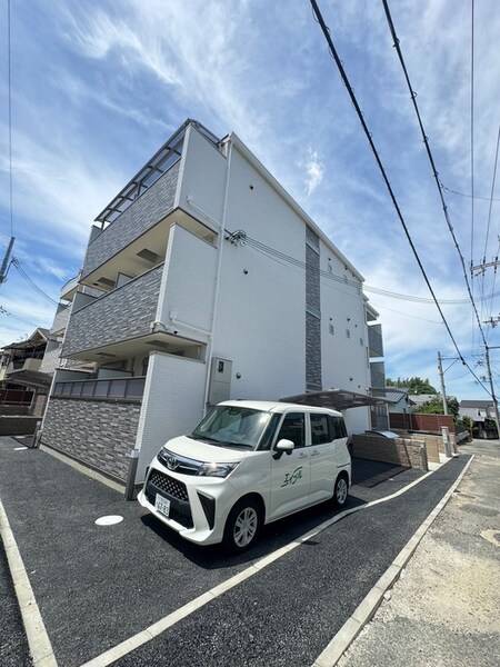 クリエオーレ郡津Ⅱ外観写真