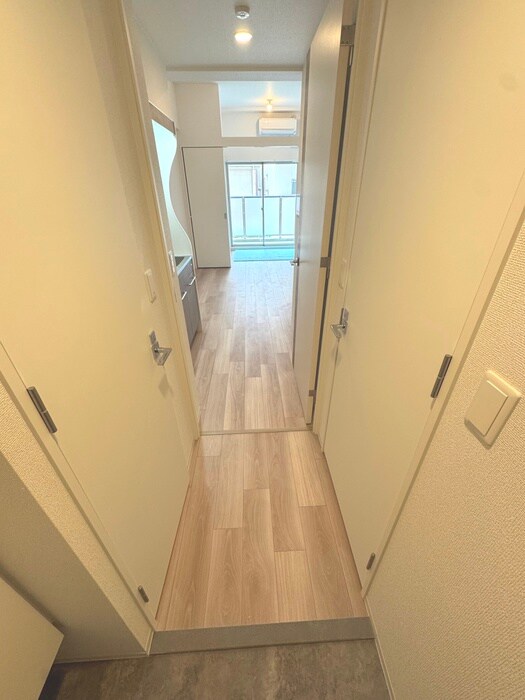 物件内観写真17　(廊下)