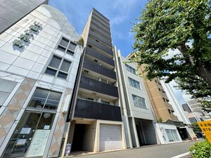 バインオ－クイレブン外観写真