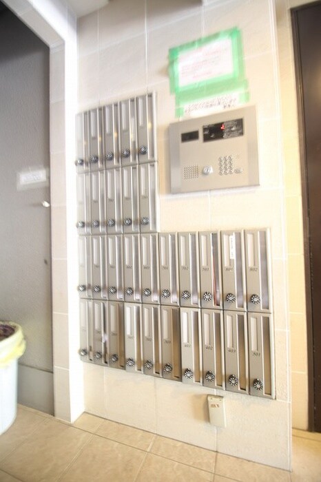 物件外観写真6　(建物設備)