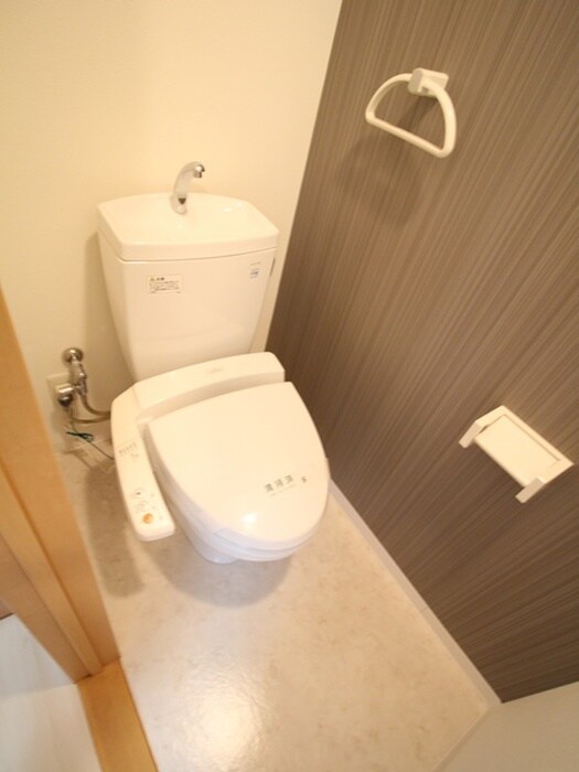 物件内観写真14　(トイレ)