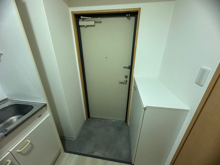 物件内観写真15　(玄関)