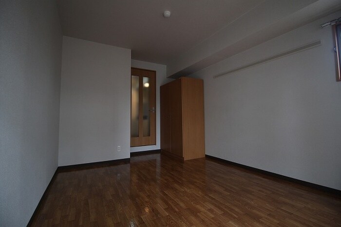 物件内観写真13　(居室)