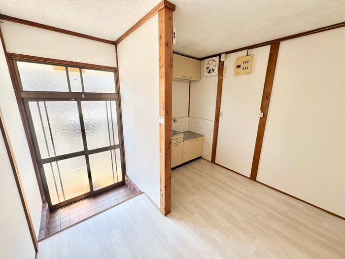 物件内観写真19　(玄関)