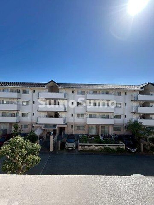 物件内観写真15　(室内からの展望)