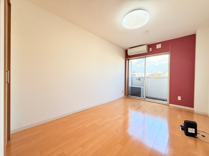 物件内観写真7　(居室)