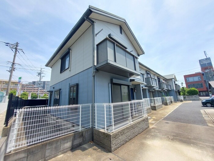 物件外観写真2　(外観写真)