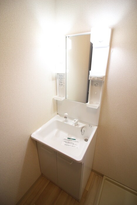 物件内観写真9　(洗面)