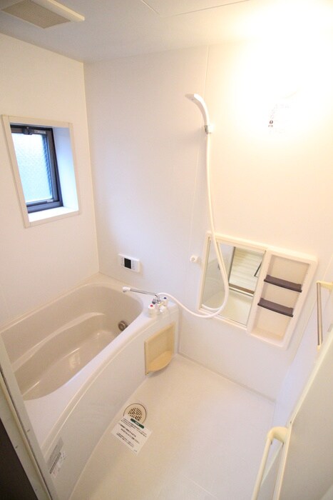 物件内観写真10　(バス／シャワールーム等)