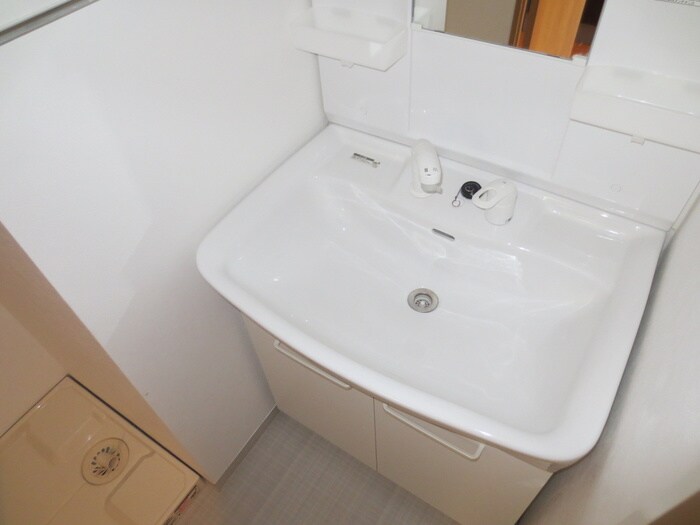 物件内観写真11　(洗面)