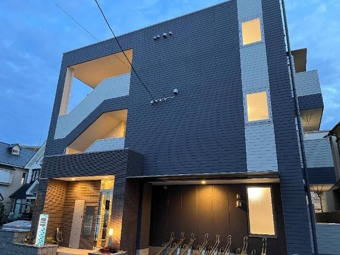 物件外観写真2　(外観写真)