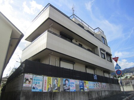 楠本マンション外観写真