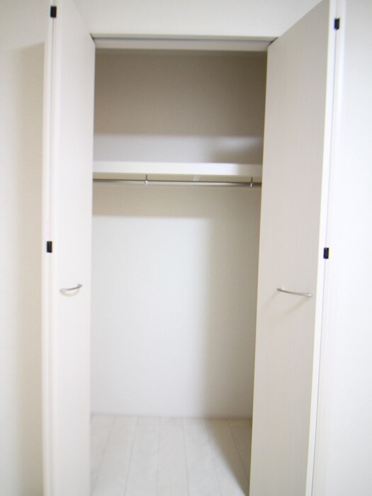 物件内観写真13　(収納)