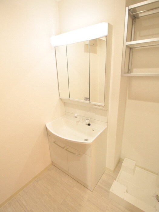 物件内観写真6　(洗面)