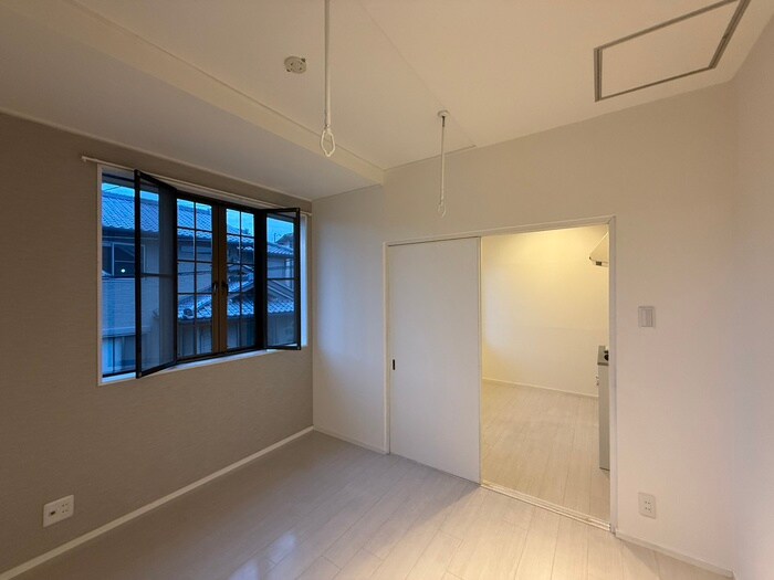 物件内観写真11　(居室)