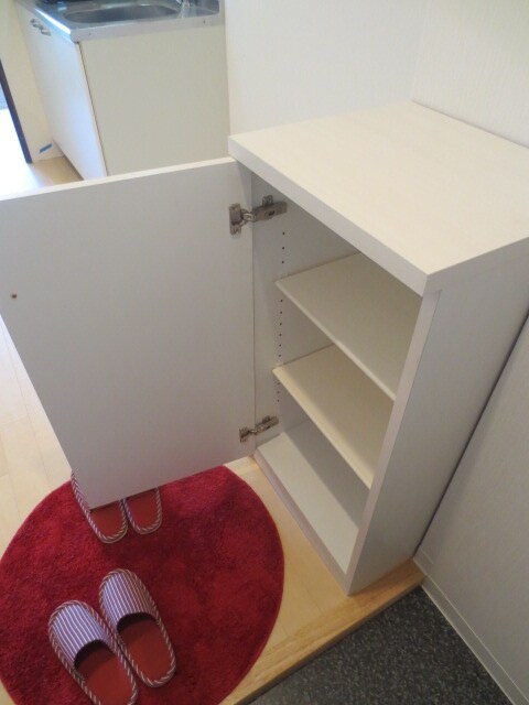 物件内観写真8　(靴箱)