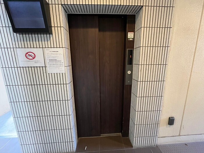 物件外観写真4　(建物設備)