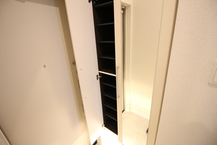 物件内観写真18　(靴箱)