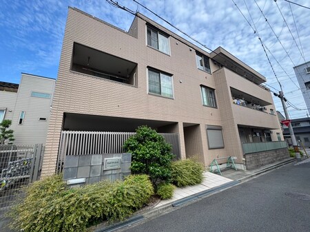 エムエフジィーコート外観写真
