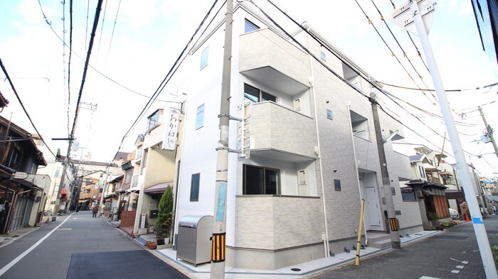 物件外観写真1　(外観写真)