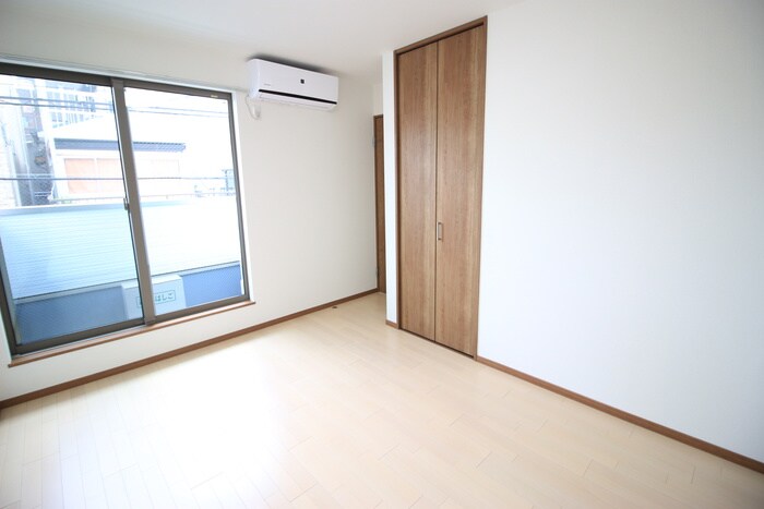 物件内観写真9　(居室)