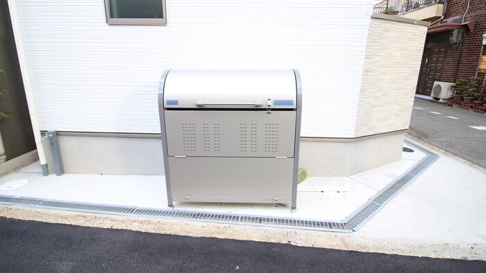 物件外観写真6　(建物設備)