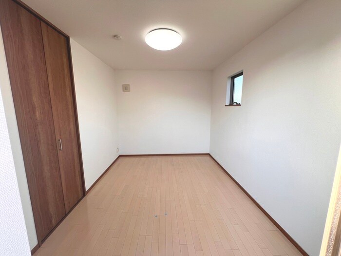 物件内観写真16　(居室)