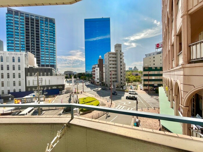 物件内観写真22　(室内からの展望)