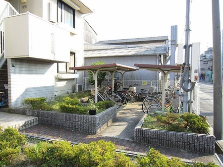 パセオ豊里A棟外観写真