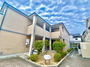 ボナ－ル鳳南外観写真