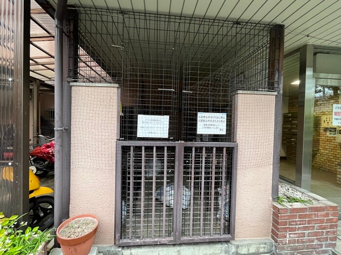 物件外観写真4　(建物設備)