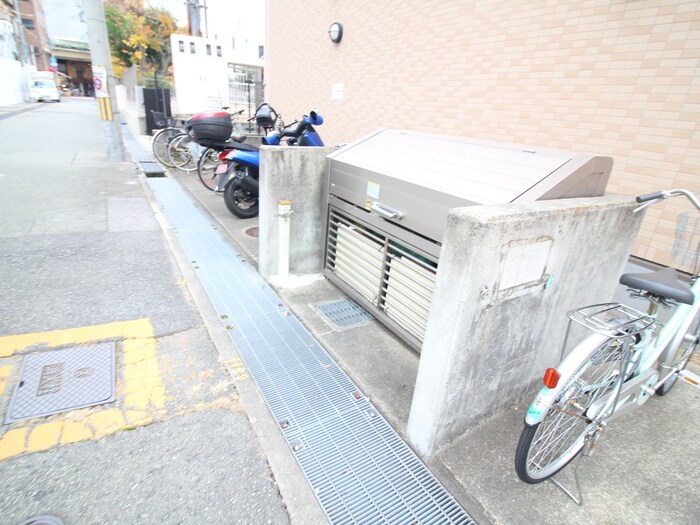 物件外観写真6　(建物設備)