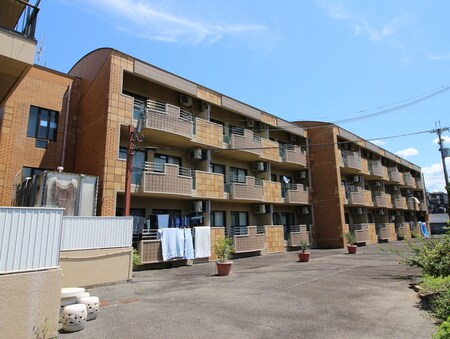 フォートクレール外観写真