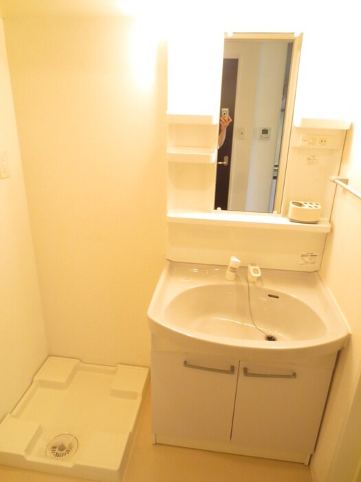 物件内観写真9　(洗面)